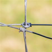Pinzatrice di anelli per aggraffatura, per collegare reti e recinzioni metalliche