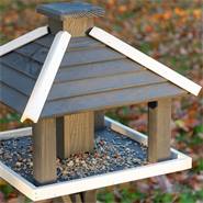 Casetta per uccelli VOSS.garden "Jork" solida con contenitore per mangime, incl. supporto