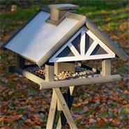 Casetta per uccelli VOSS.garden "Tolga", con tetto in metallo, incl. supporto